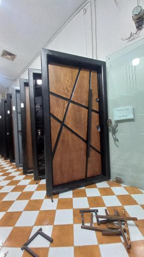 عکس فروشگاه درب ضد سرقت سترگ