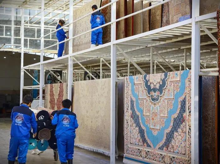 عکس کارخانه قالیشویی همیشه تمیز