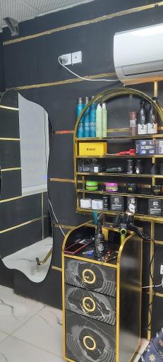 عکس آرایشگاه مردانه آراد