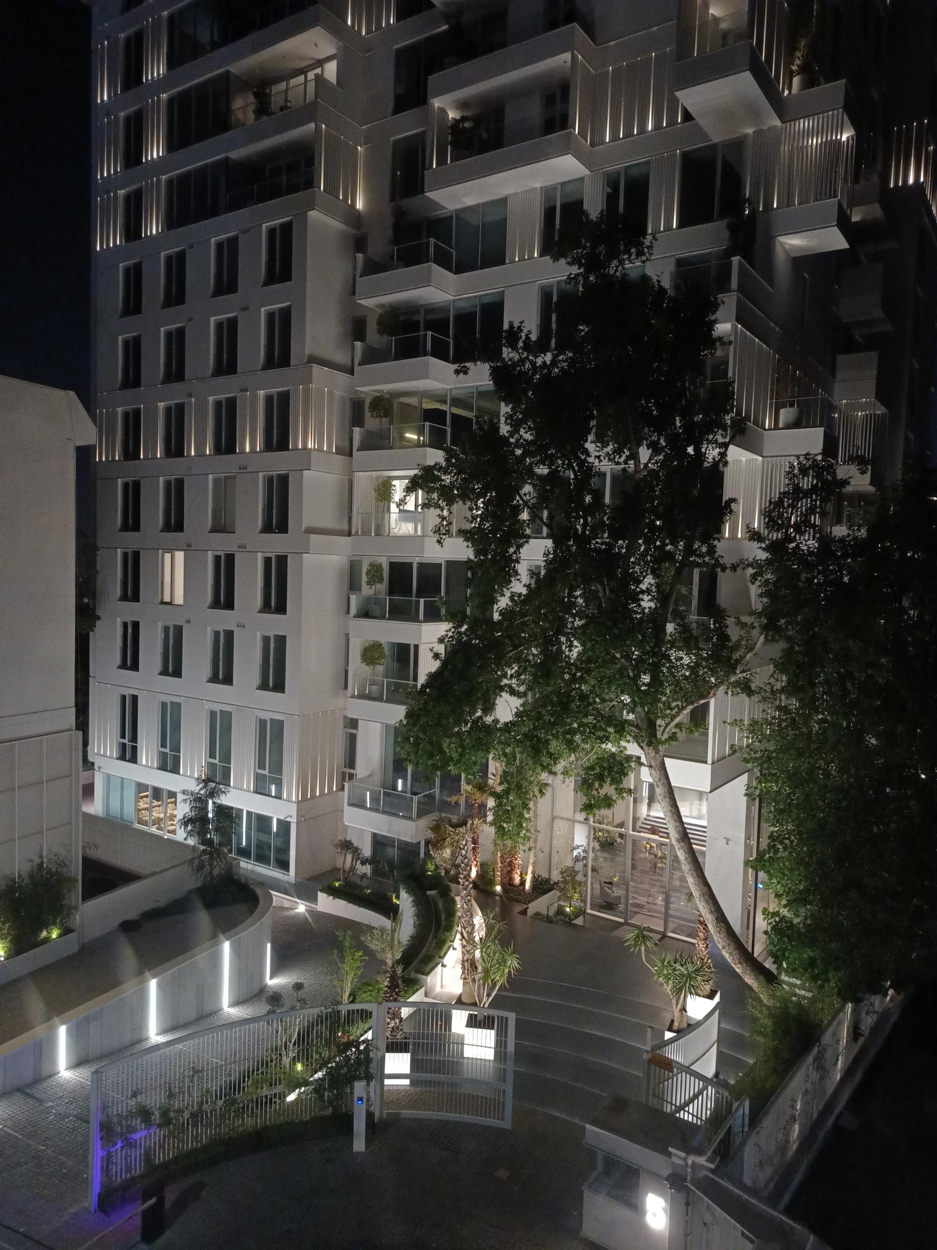 عکس برج الیت گاردن 