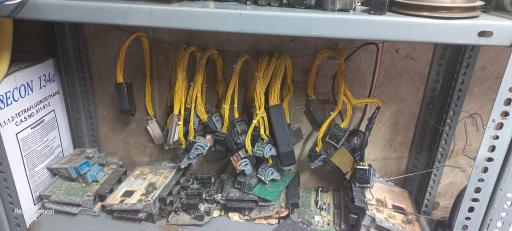 برق خودرو عظیمی