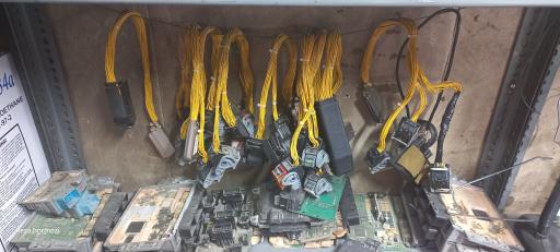 عکس برق خودرو عظیمی