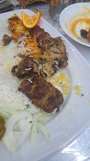 عکس کترینگ و رستوران اسطوره