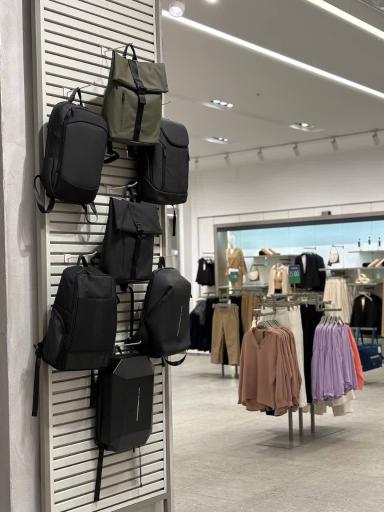 فروشگاه جین وست