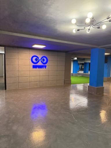 عکس باشگاه بدنسازی اینفینیتی