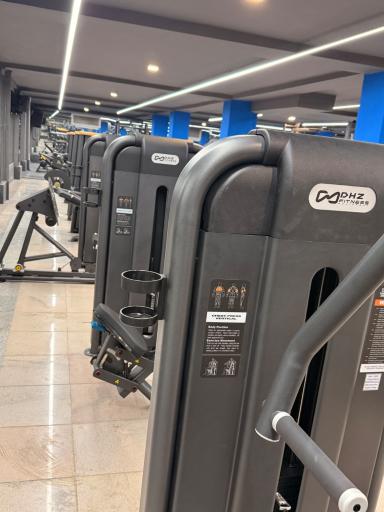 عکس باشگاه بدنسازی اینفینیتی