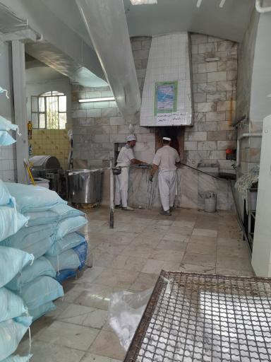 عکس نانوایی سنگک