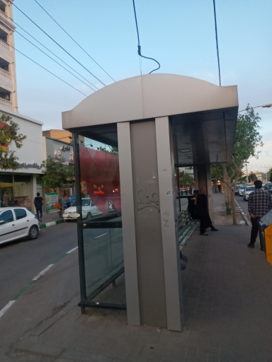 عکس ایستگاه اتوبوس میدان شهید مهدوی