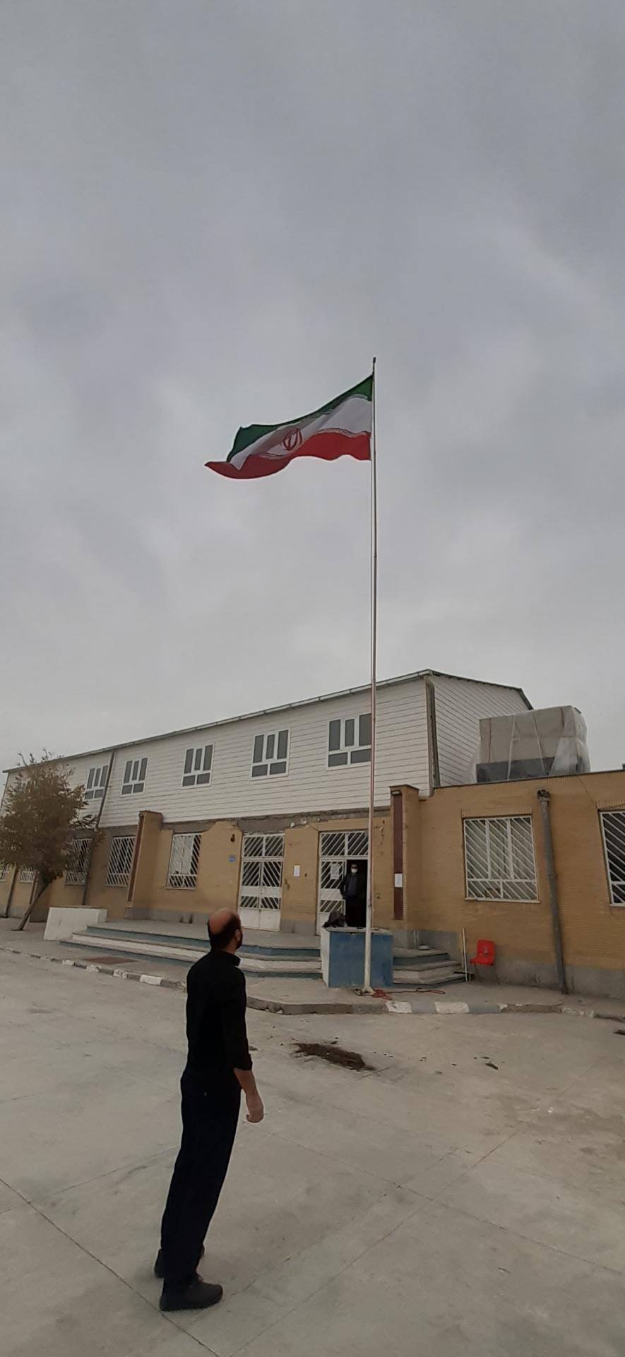 عکس مدرسه کار و دانش دکتر حسابی