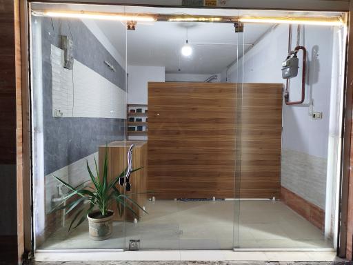 عکس تعمیرات برد الکترونیک لوازم خانگی