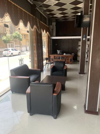 عکس کافی نت چکاوک