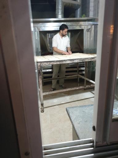 عکس نانوایی یکتا