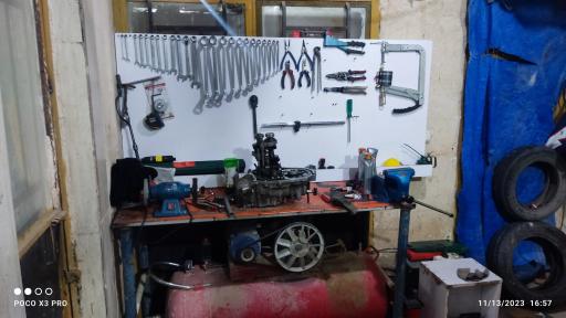 عکس تعمیرگاه ایران مکانیک 