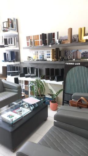 عکس پنجره دوجداره آراز