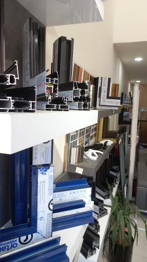 عکس پنجره دوجداره آراز