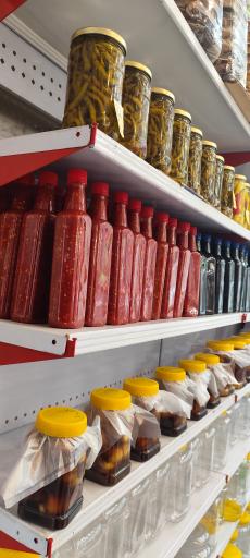 عکس فروشگاه سوغات گیل (فروشگاه محصولات نادری شعبه یک)