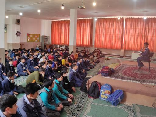 عکس مدرسه دین و دانش