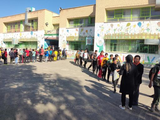 عکس مدرسه دین و دانش