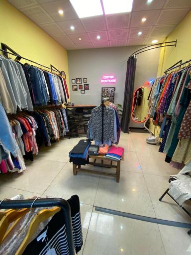 عکس بوتیک ژیوار