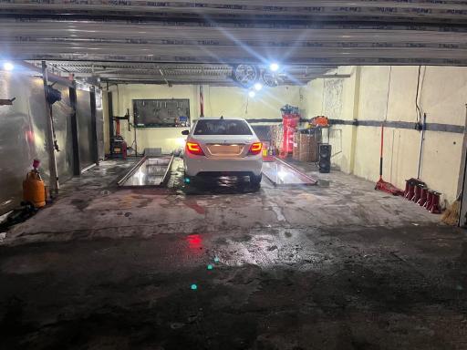 عکس تعمیرگاه هیوندا کیا