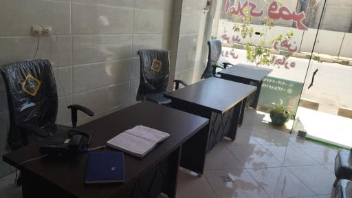 عکس مشاور املاک قصر 