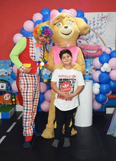 عکس خانه بازی کودک باران