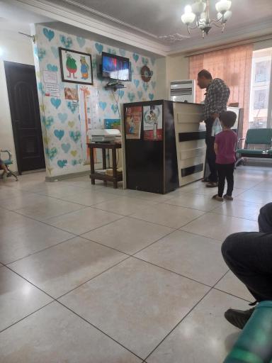 عکس مطب دکتر عبدالرحیم عبدی متخصص اطفال و کودکان