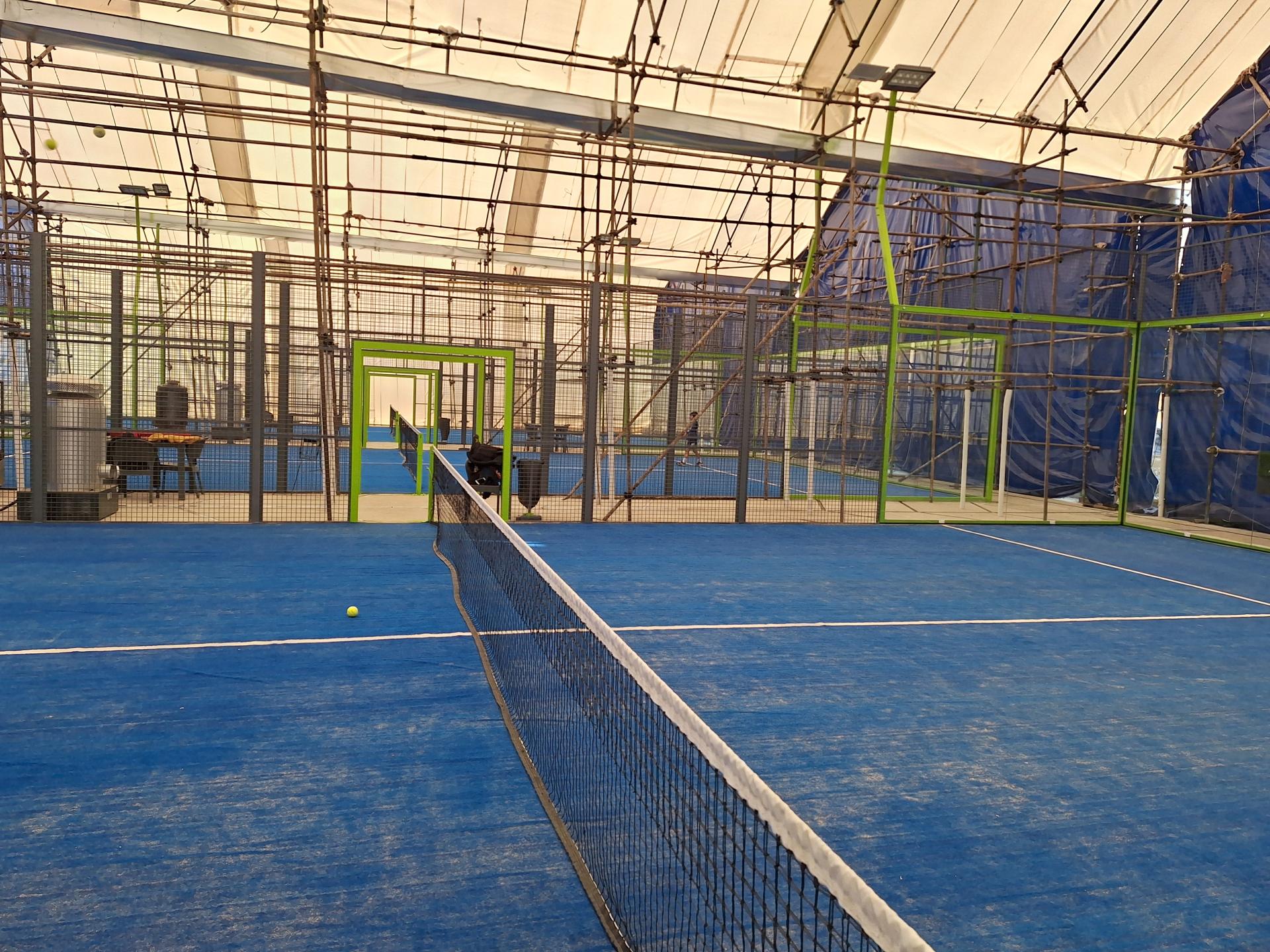 عکس زمین تنیس بابک