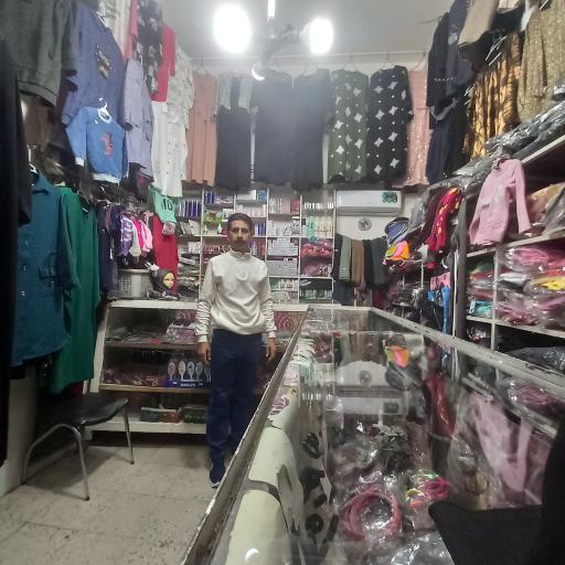 عکس لباس فروشی چهرقانی