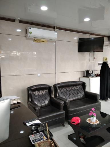 عکس مشاور املاک بیگی (سیمرغ)