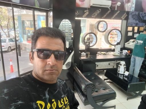 عکس عینک سیاه سفید 