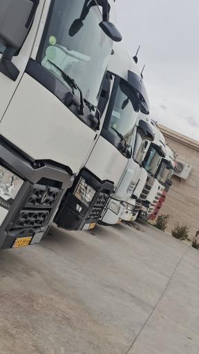 عکس نمایشگاه کامیون اراد