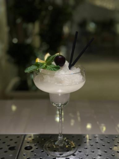 عکس کافه و رستوران دی‌ دی