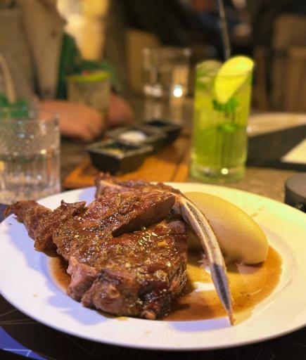 عکس کافه و رستوران دی‌ دی