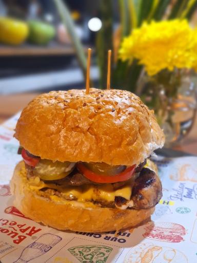 کافه نارسیس