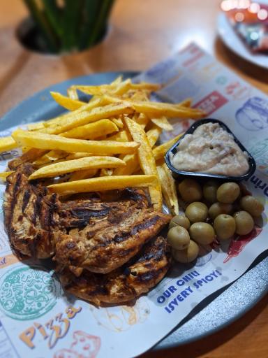 عکس کافه نارسیس