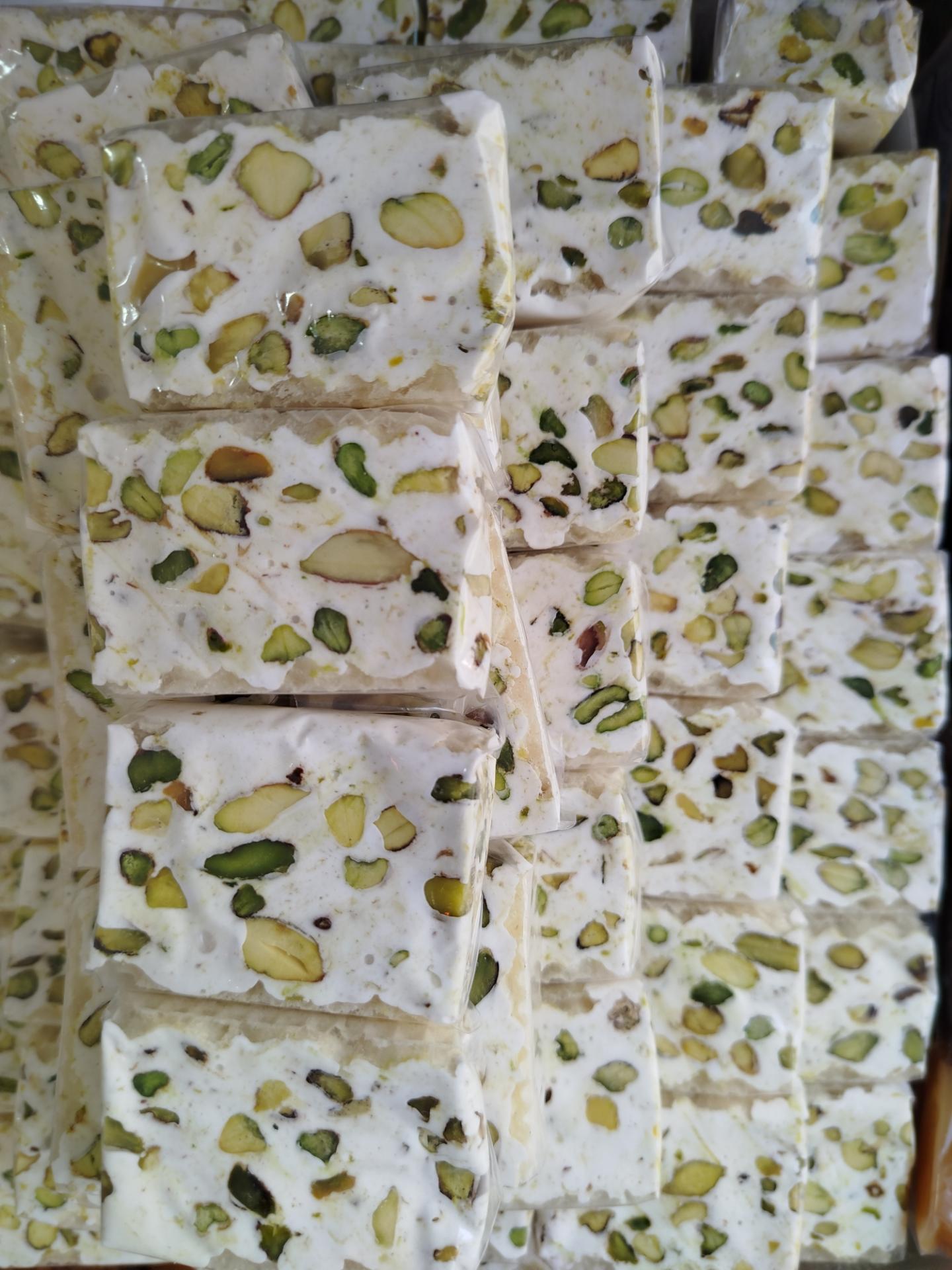 عکس آجیل و خشکبار تبریز