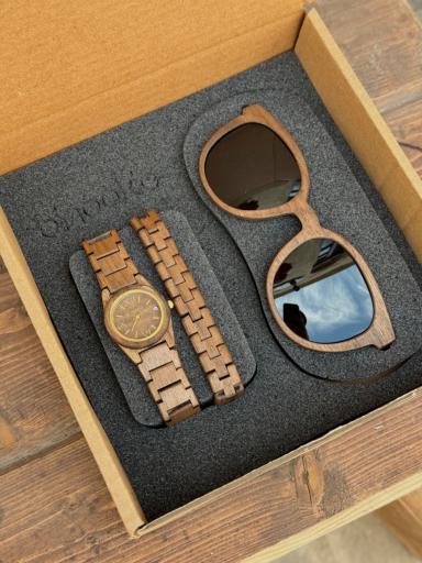 عکس ساعت مچی چوبی بینوکیو