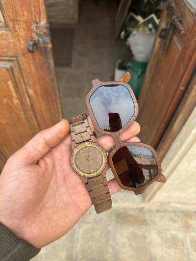 عکس ساعت مچی چوبی بینوکیو