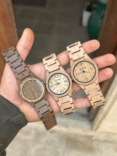 عکس ساعت مچی چوبی بینوکیو