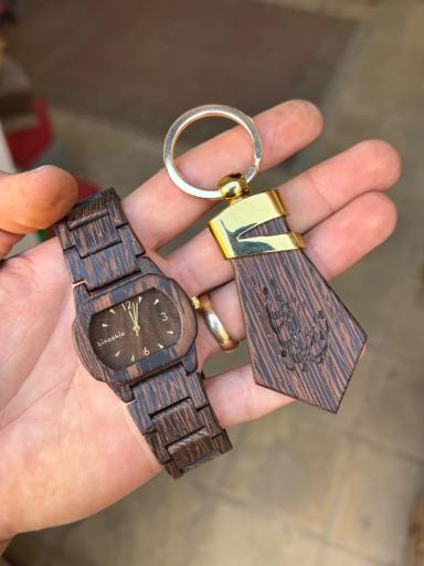 عکس ساعت مچی چوبی بینوکیو