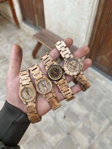 عکس ساعت مچی چوبی بینوکیو