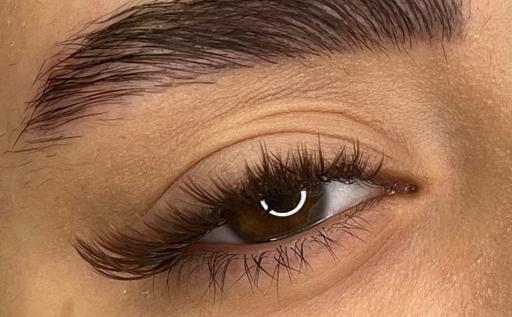 سالن زیبایی و آموزشگاه فنی و حرفه‌ای پریناز