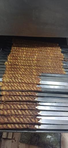 خیریه رضا دهقان آشپز خانه امام حسین مهد کباب