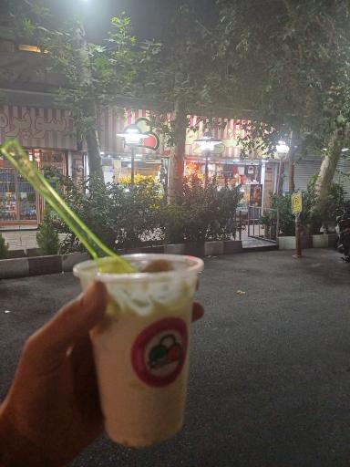 عکس آبمیوه و بستنی رضا
