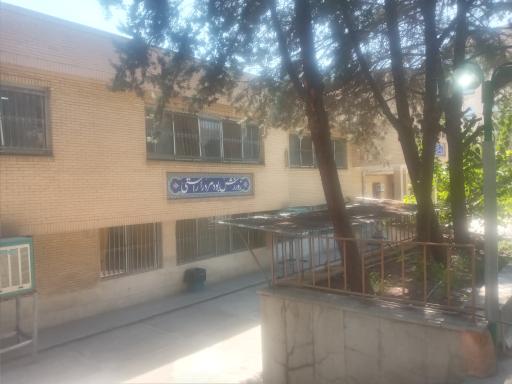 عکس دبستان دخترانه شهدای معلم منطقه 5