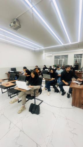 عکس هلدینگ کارآفرینی گهرکارامشاور