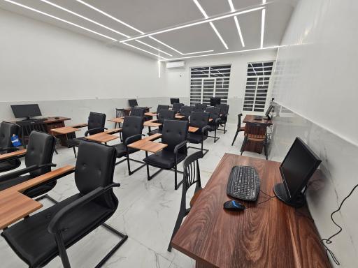 عکس هلدینگ کارآفرینی گهرکارامشاور
