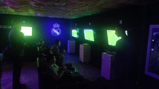 عکس گیم لند هانتر 