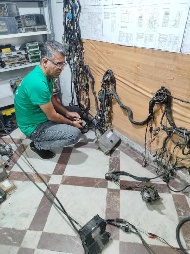 عکس الکترونیک خردمند